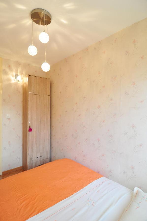 Full Equipped Flat Close To All Split Exterior foto